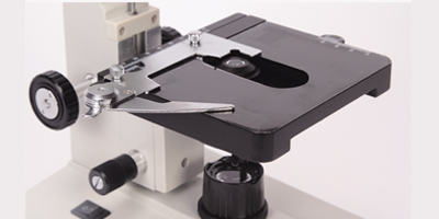 雙層機(jī)械移動(dòng)平臺(tái).jpg 雙層機(jī)械移動(dòng)平臺(tái).jpg